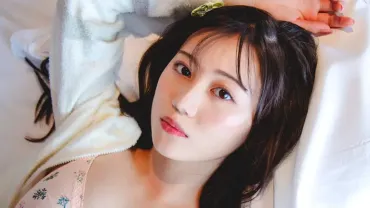 女優・インフルエンサーの三原羽衣、写真集「ういういしい、」が発売決定！水着やランジェリーにも初挑戦│推しごと