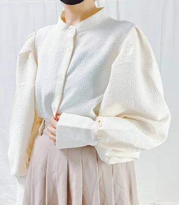 しまむらの「円トップス」がロングシーズン着回せてオシャレ!ボリューム袖が華やかでかわいいんです《着用レビュー》