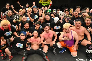 有給使って社会人がプロレスラーに!様々な業種が集いチケット完売の大熱狂へ