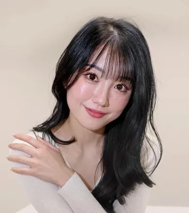 小寺真理ってどんな人？：吉本新喜劇の舞台裏からSNSでの活躍まで、彼女の魅力を徹底解剖！ミニスカートと笑顔がトレードマーク！吉本新喜劇女優・小寺真理の舞台裏