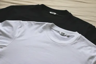 エアリズムコットンTシャツ徹底比較！ユニクロの夏向け人気アイテムを徹底解剖？ユニクロエアリズムコットンTシャツ：サイズ選び、着こなし、洗濯方法を徹底解説