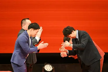 バッテリィズ、快進撃は止まらない！？M-1準優勝から話題賞受賞、ルミネ公演、今後の展望は？M-1グランプリ2024準優勝コンビ、バッテリィズの軌跡