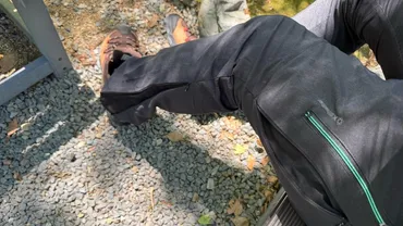 ワークマンの「夏を超快適にする14機能搭載」パンツが凄い！遮熱、速乾、気化冷却…コレで2500円は驚きだ 