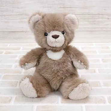 保護猫ルナさんのぬいぐるみ、Makuakeで先行予約販売開始！癒やしを届けるプロジェクトとは？SNSで人気の保護猫「ツンデレ男ルナさん」のぬいぐるみがMakuakeに登場！